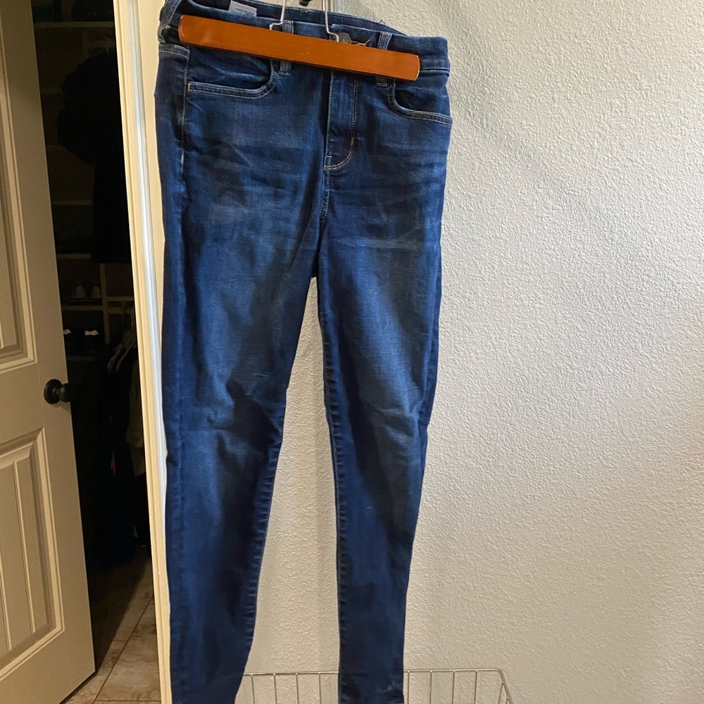 American Eagle skinny jeans